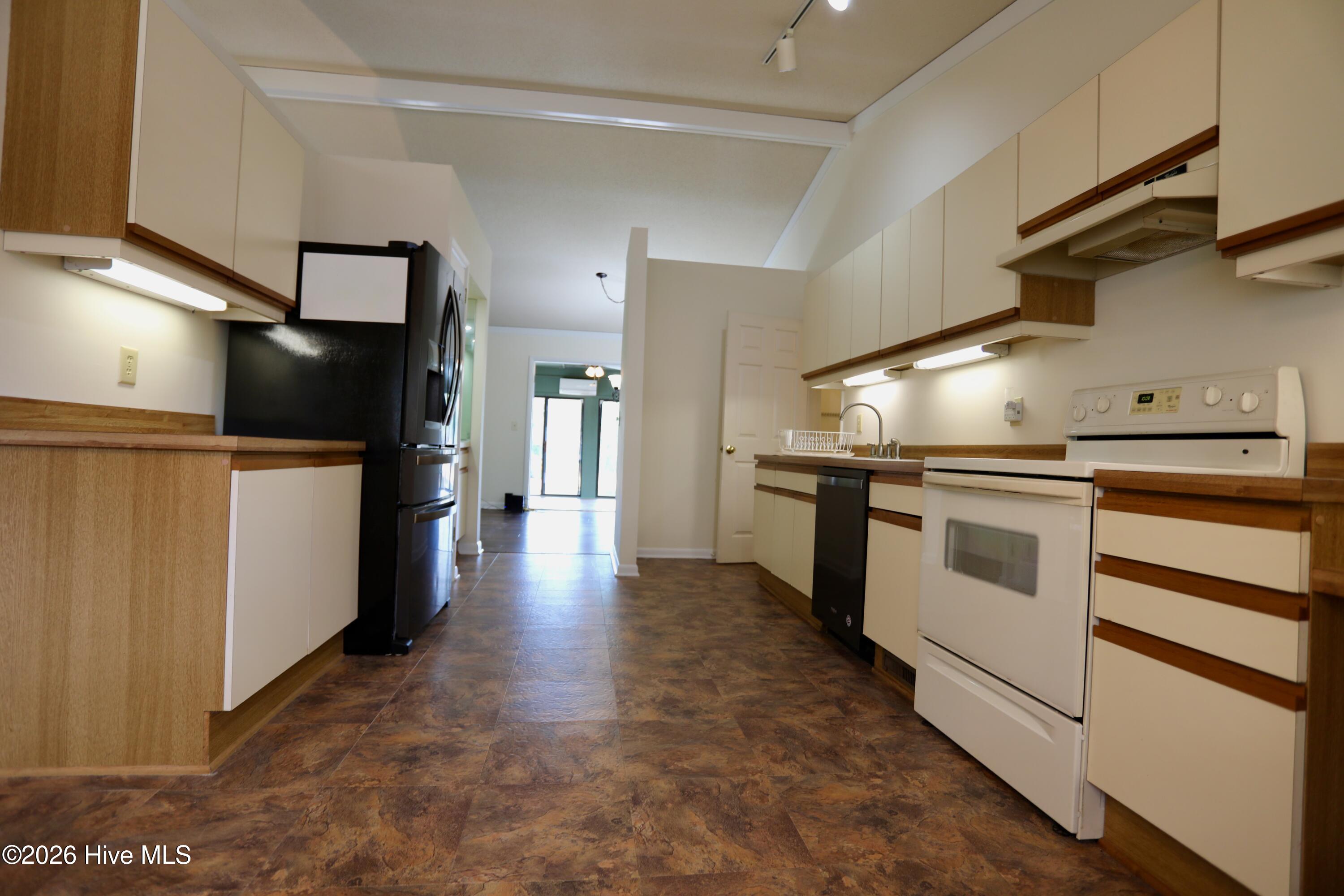 116 Shagbark Road West End, NC 27376 - Photo 47 of 79 Kitchen