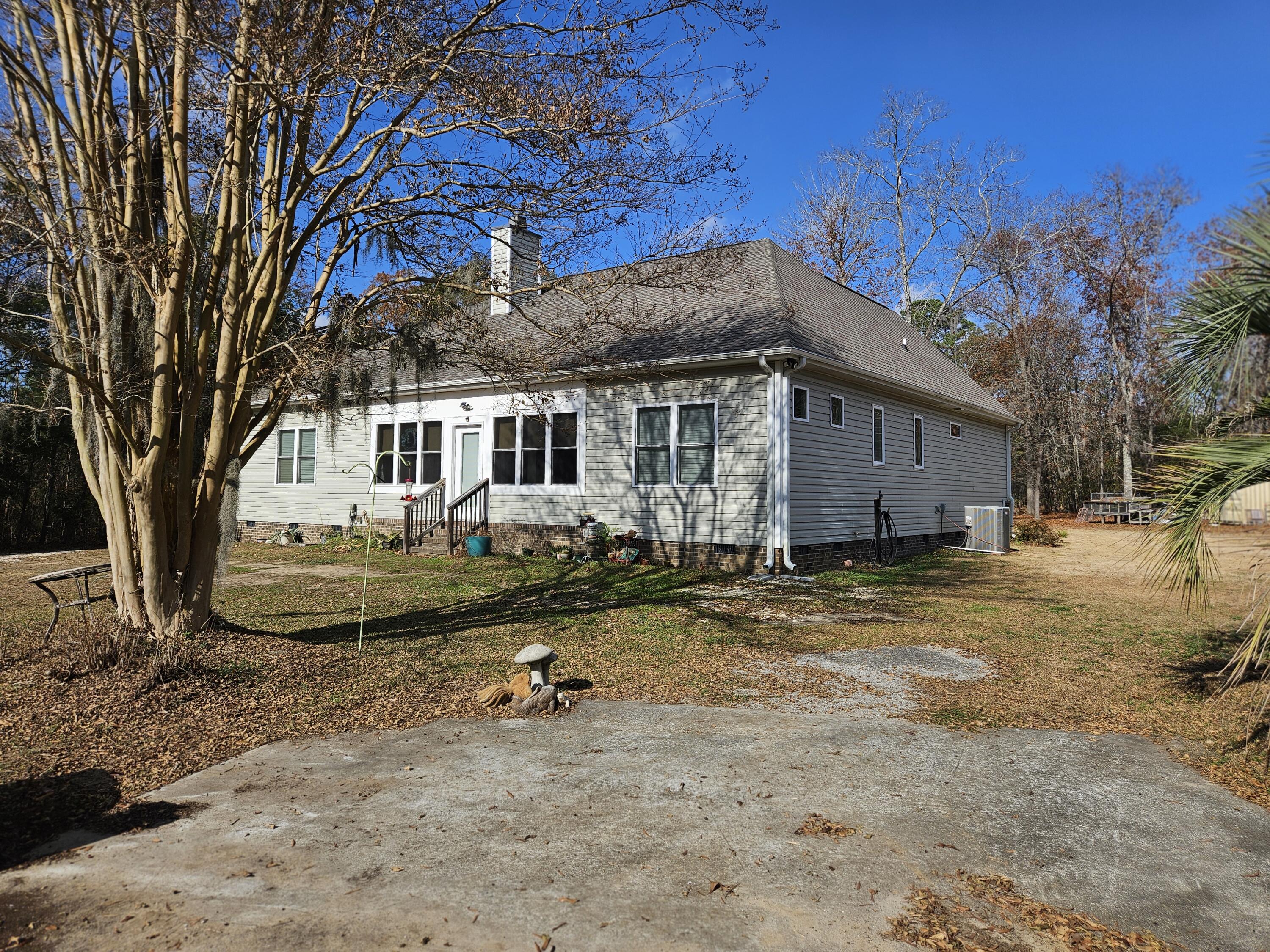 167 Satawen Road Eutawville, SC 29048 - Photo 3 of 45 20241220_124644