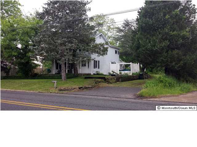 18 Five Points Road Freehold, NJ 07728 - Photo 1 of 12 Primary Photo
