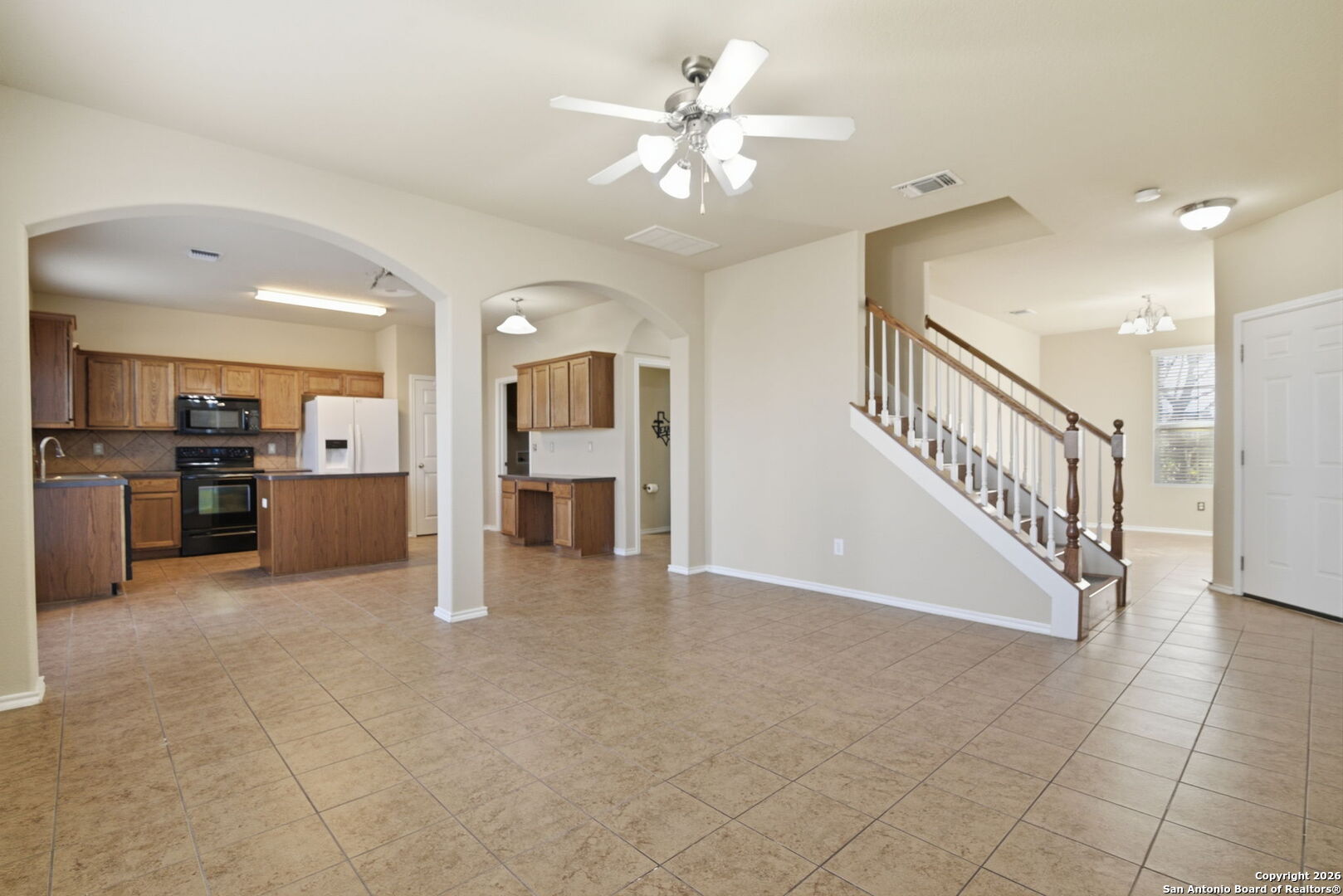 6239 Post San Antonio, TX 78244 - Photo 3 of 21 a view of a livingroom with an entryway and kitchen view