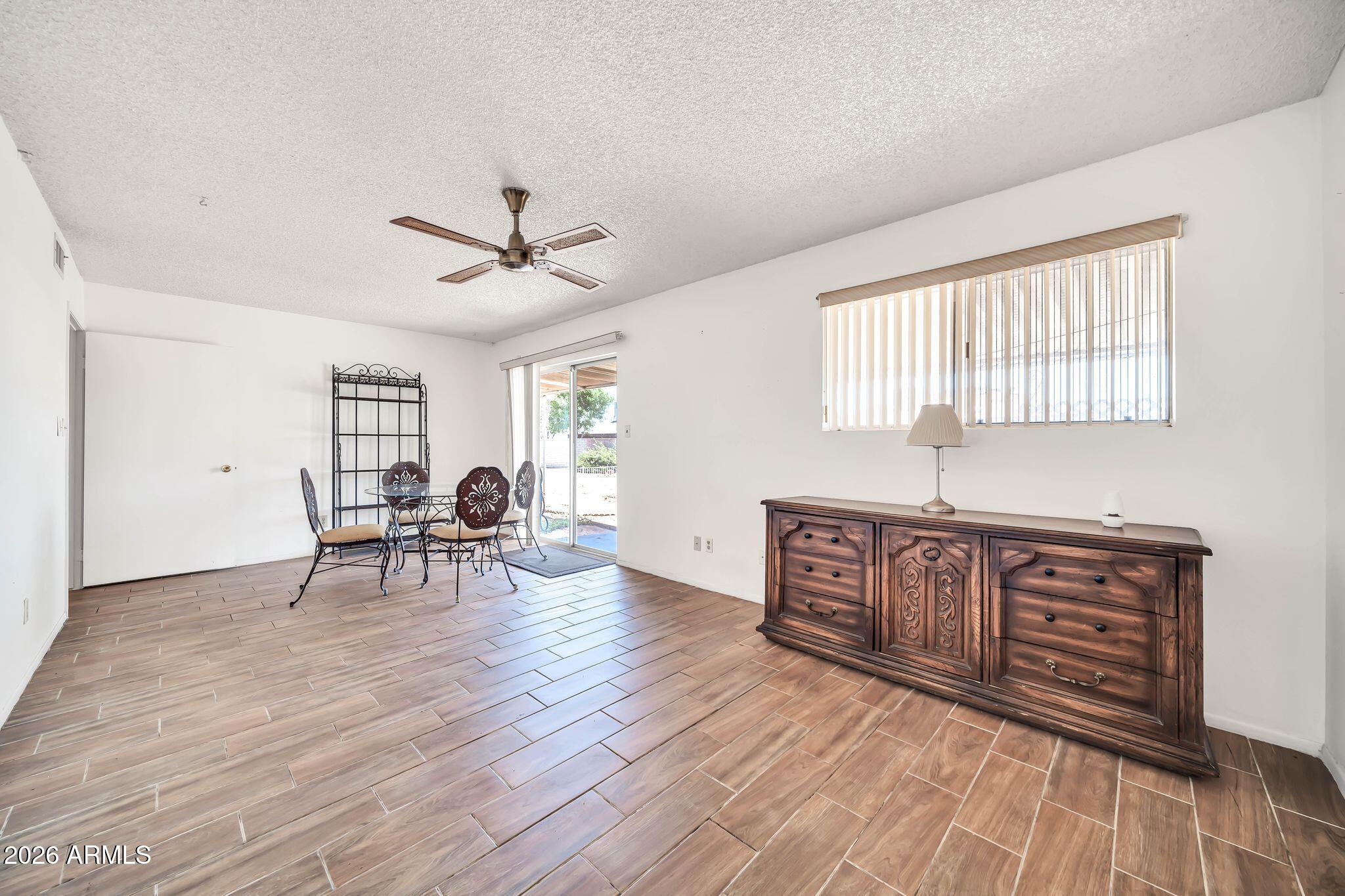 9645 West Mountain View Road, Unit B Peoria, AZ 85345 - Photo 12 of 35
