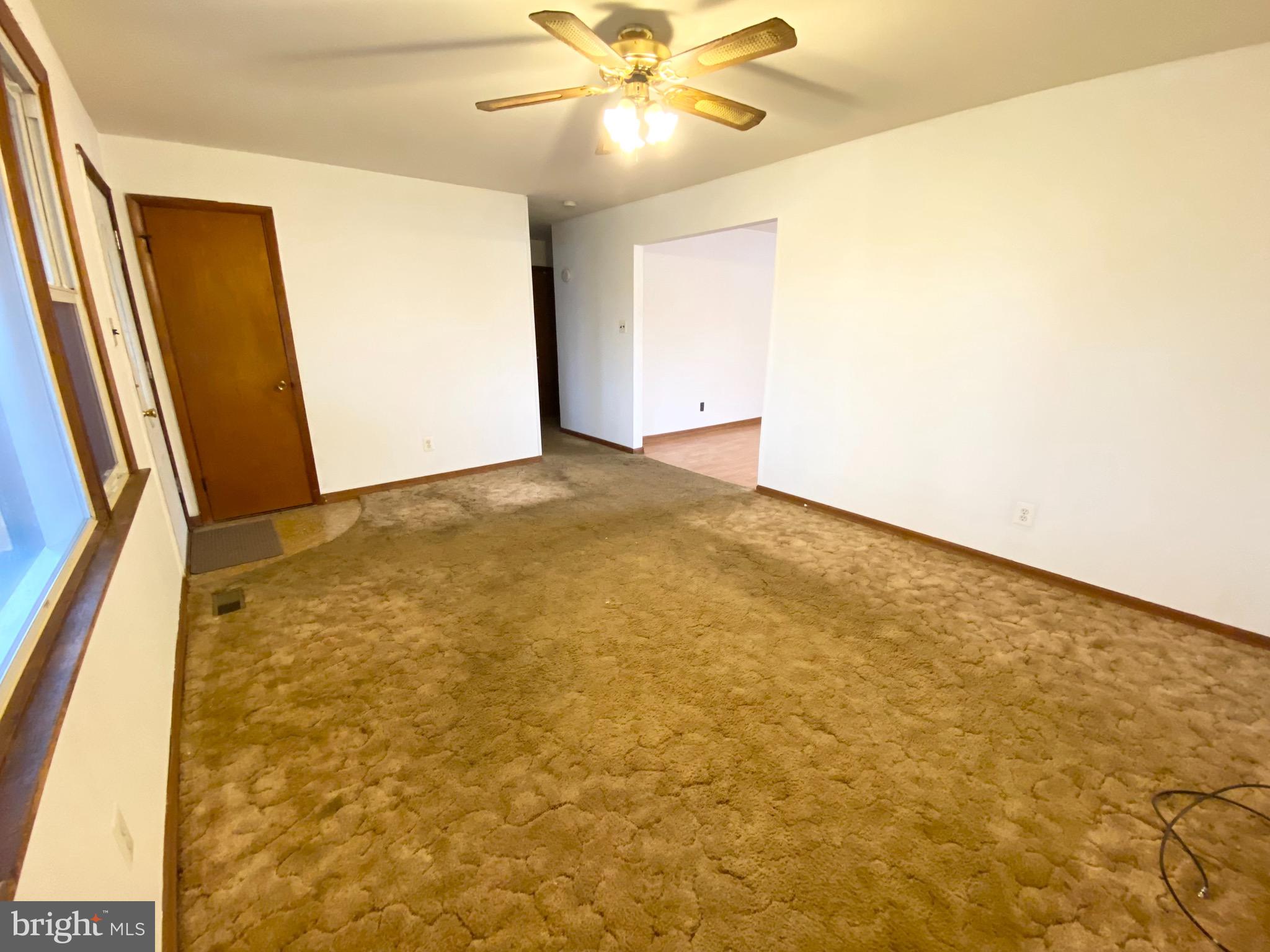 623 Rowland Road Conowingo, MD 21918 - Photo 21 of 31 Living Room
