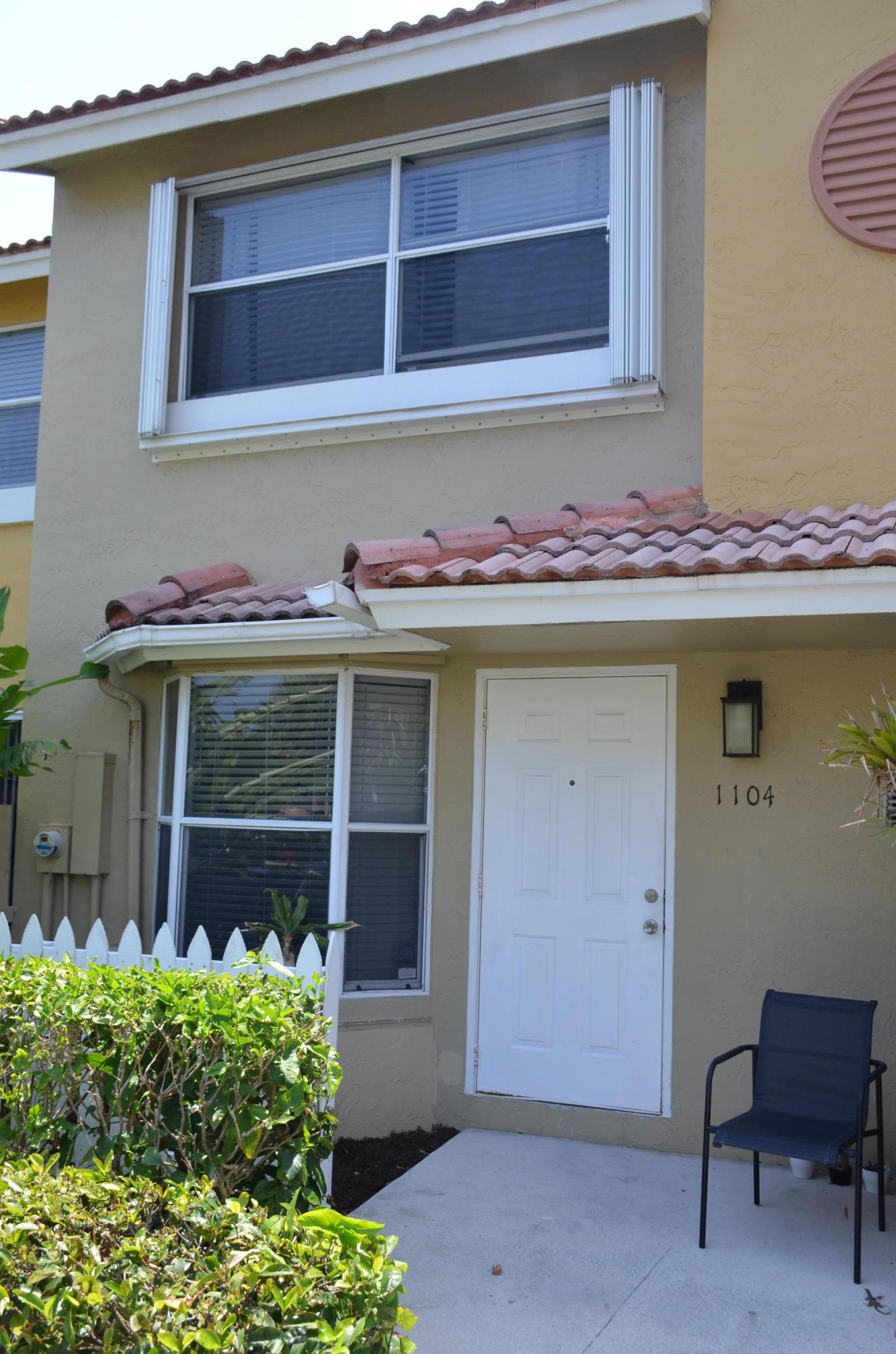 1104 Jeffery Street Boca Raton, FL 33487 - Photo 2 of 8 DSC_3975