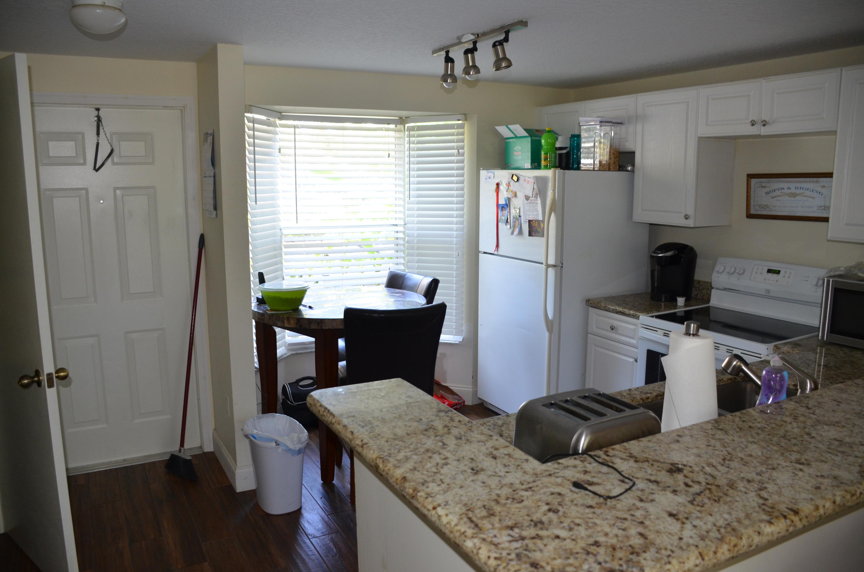 1104 Jeffery Street Boca Raton, FL 33487 - Photo 4 of 8 DSC_3958