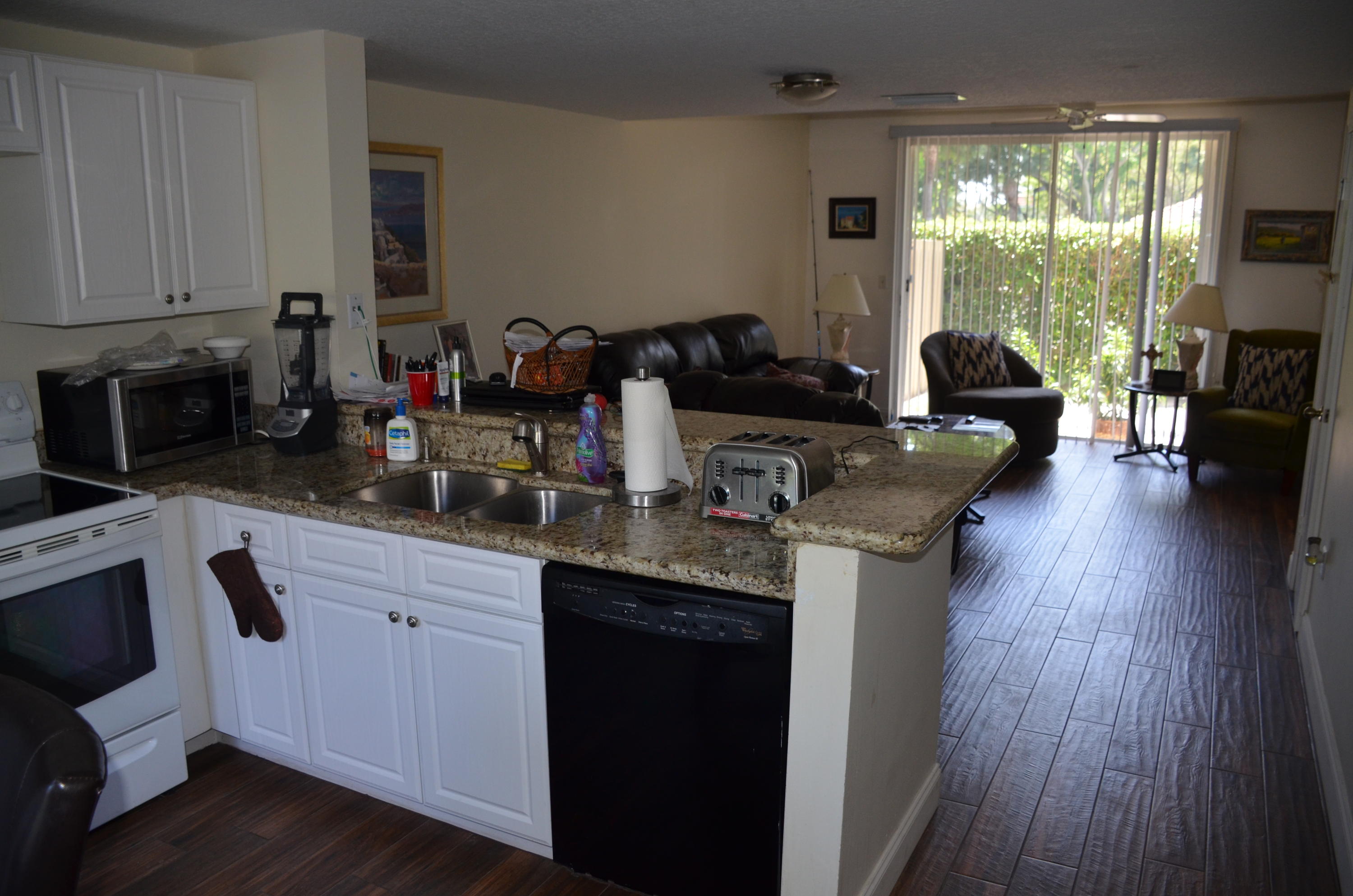 1104 Jeffery Street Boca Raton, FL 33487 - Photo 5 of 8 DSC_3963