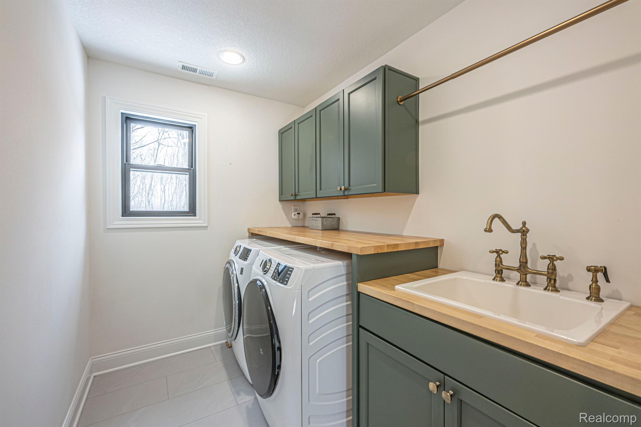 35110 Willow Road New Boston, MI 48164 - Photo 22 of 31 Gallery Image 22