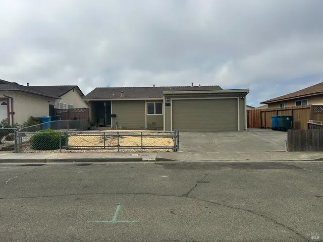 a view of house with outdoor space