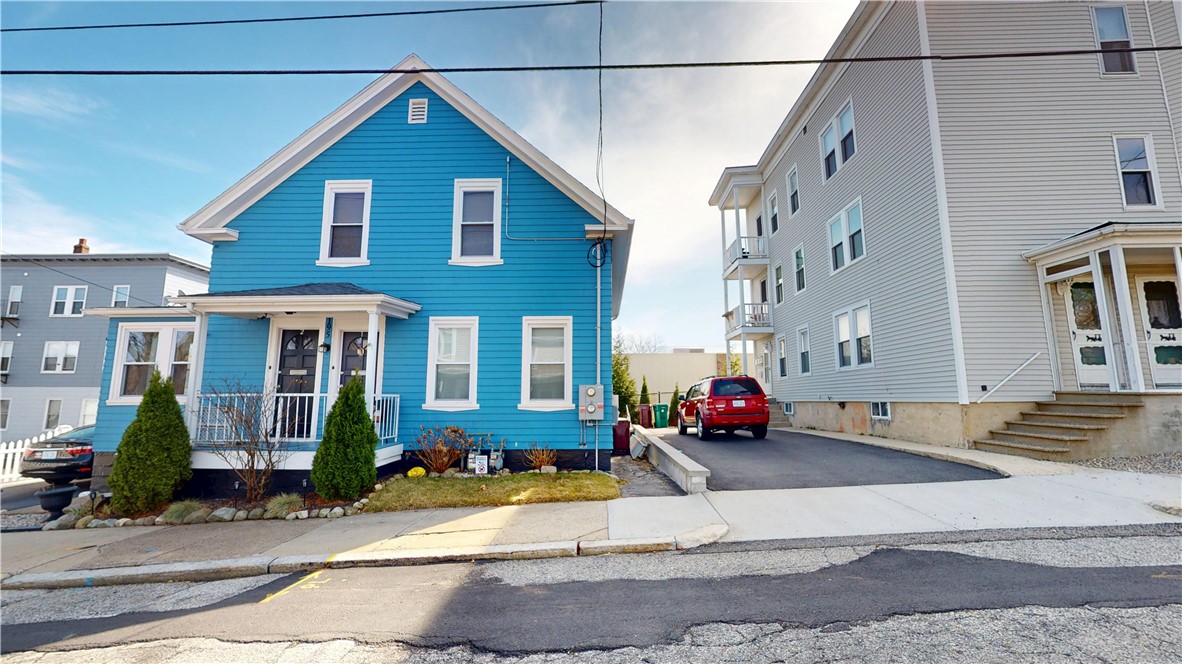 195 Adams Street Woonsocket, RI 02895 - Photo 4 of 47