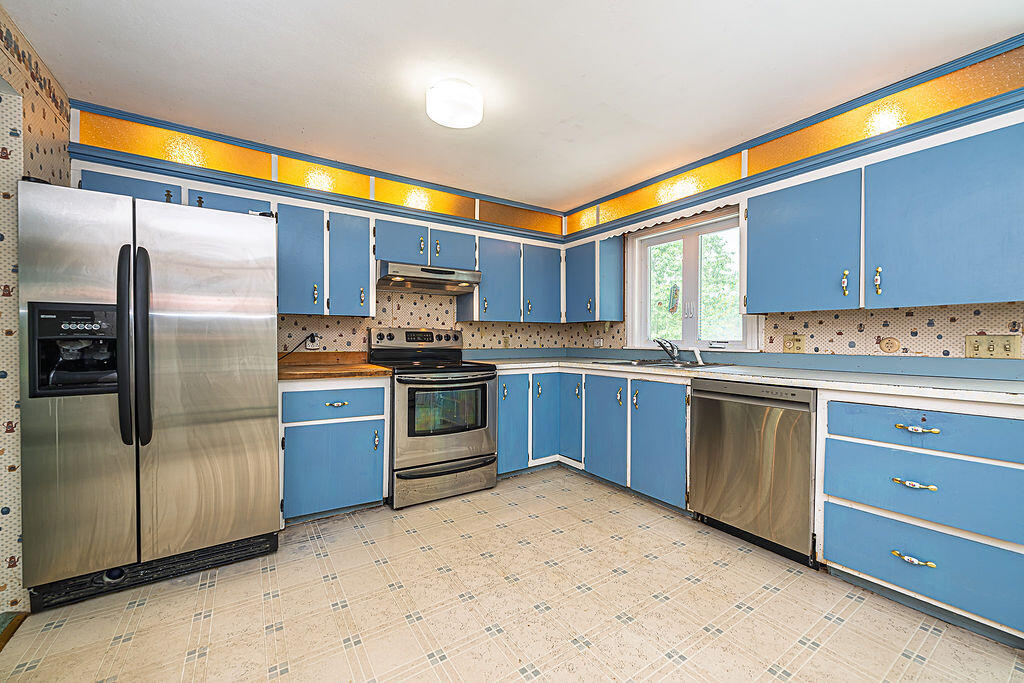 11 Rocky Hill Road York, ME 03909 - Photo 3 of 38 _RSH4184