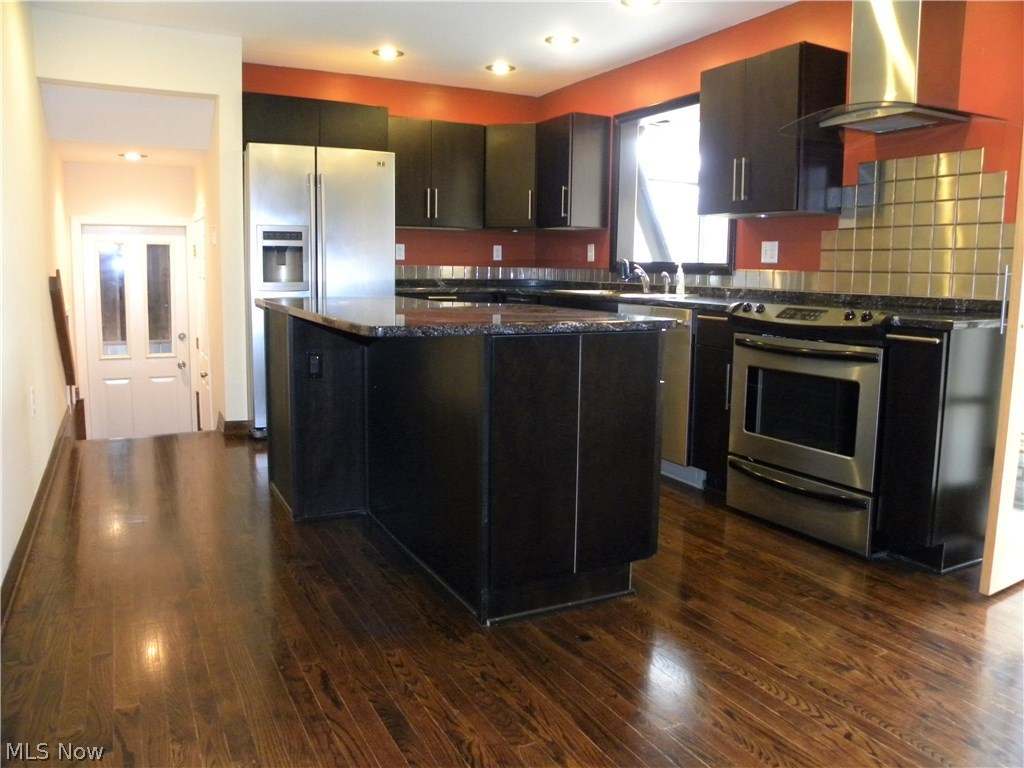 44955 Hughes Road Oberlin, OH 44074 - Photo 4 of 33 Gallery Image 4