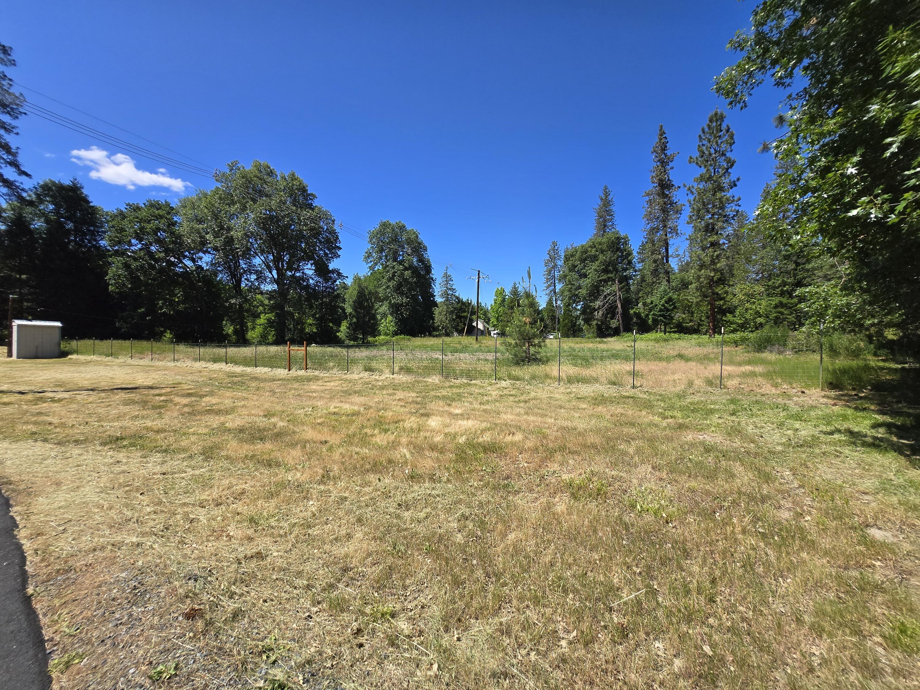 1730 Hugo Road Merlin, OR 97532 - Photo 37 of 37 20250529_150601