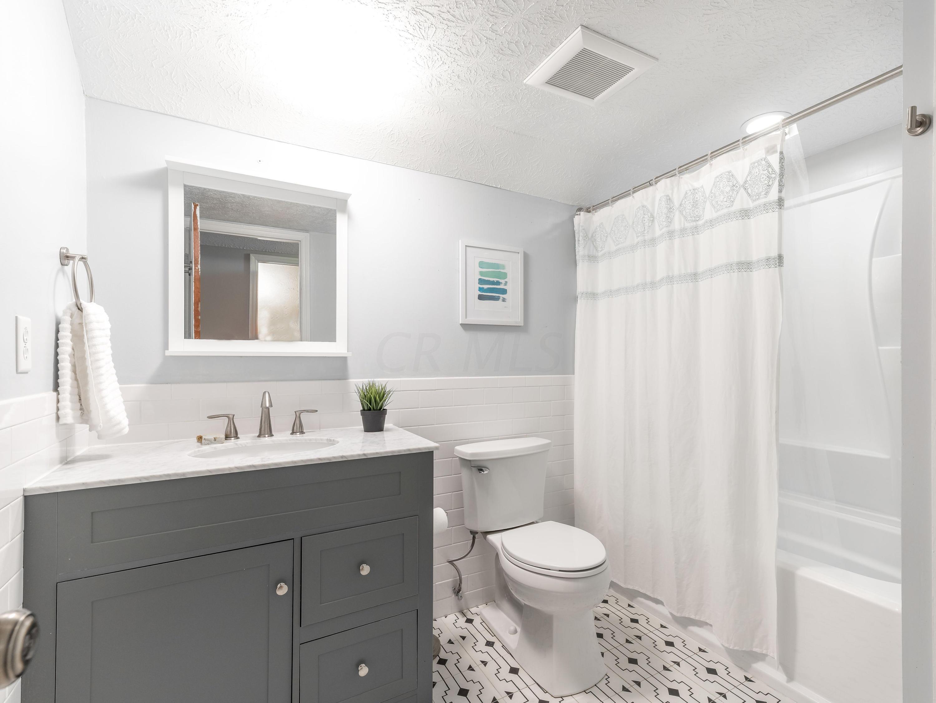 2215 Cranford Road Columbus, OH 43221 - Photo 21 of 28