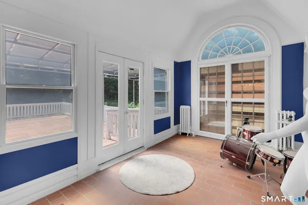 $2,690,000 | 26 Shady Lane, Greenwich, CT 06831