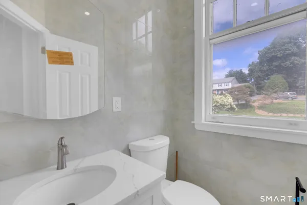 $2,690,000 | 26 Shady Lane, Greenwich, CT 06831