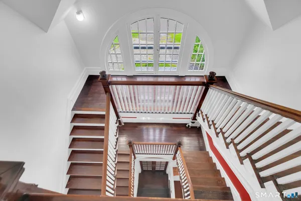 $2,690,000 | 26 Shady Lane, Greenwich, CT 06831