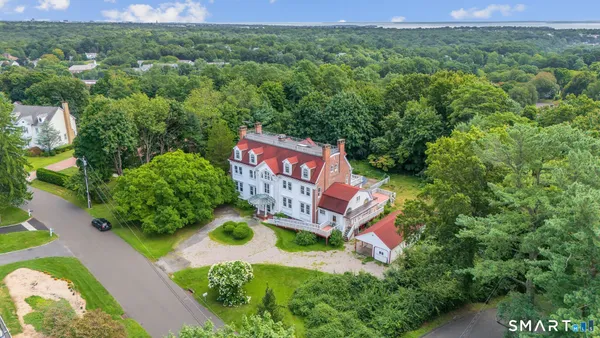 $2,690,000 | 26 Shady Lane, Greenwich, CT 06831