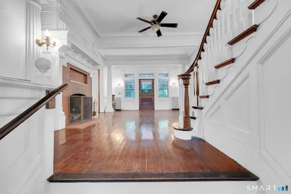 $2,690,000 | 26 Shady Lane, Greenwich, CT 06831