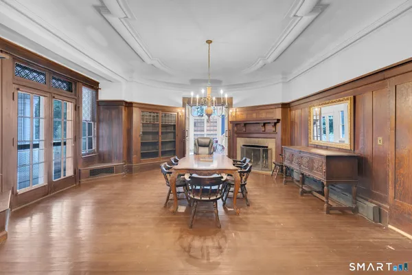 $2,690,000 | 26 Shady Lane, Greenwich, CT 06831
