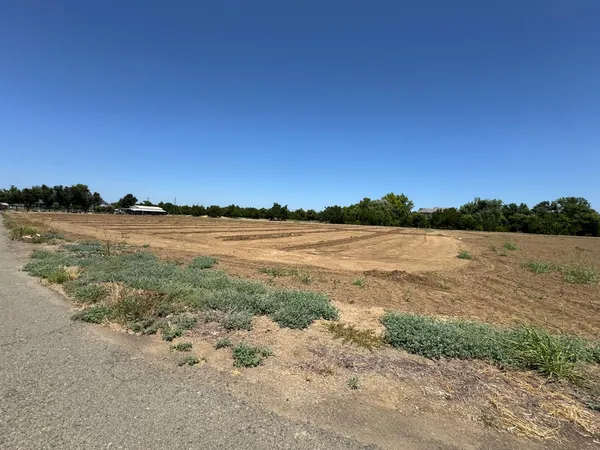 a view of a lake view