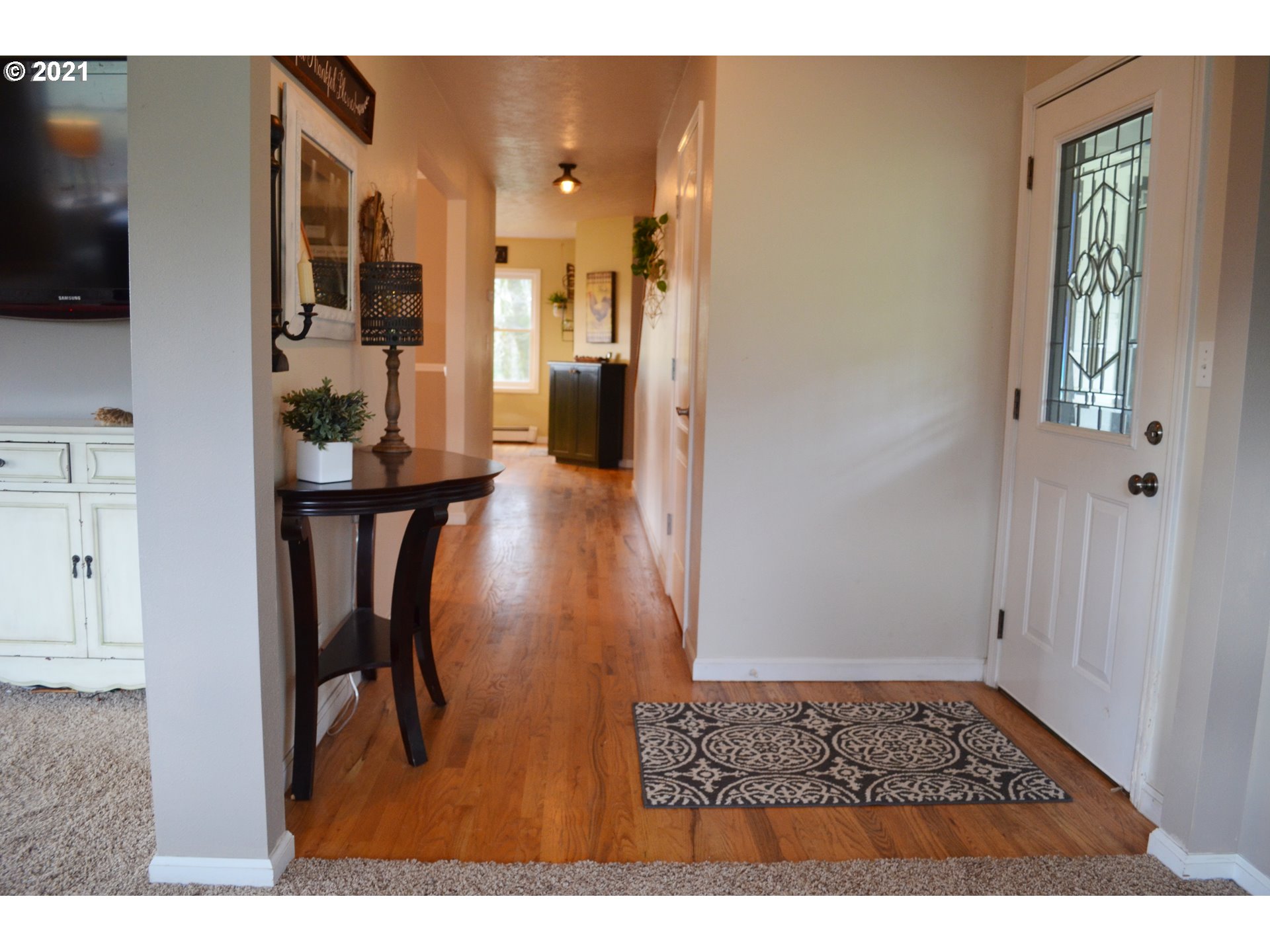 975 James Howe Road Dallas, OR 97338 - Photo 4 of 26