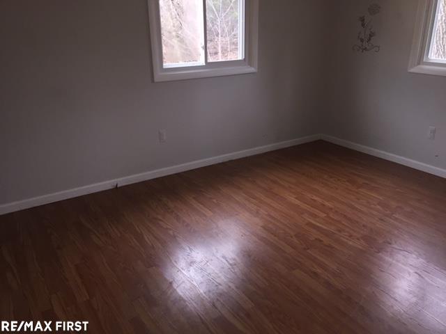 912 Rowland Road Leonard, MI 48367 - Photo 11 of 15