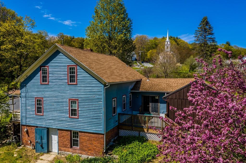 12 S Road Westhampton, MA 01027 - Photo 2 of 38