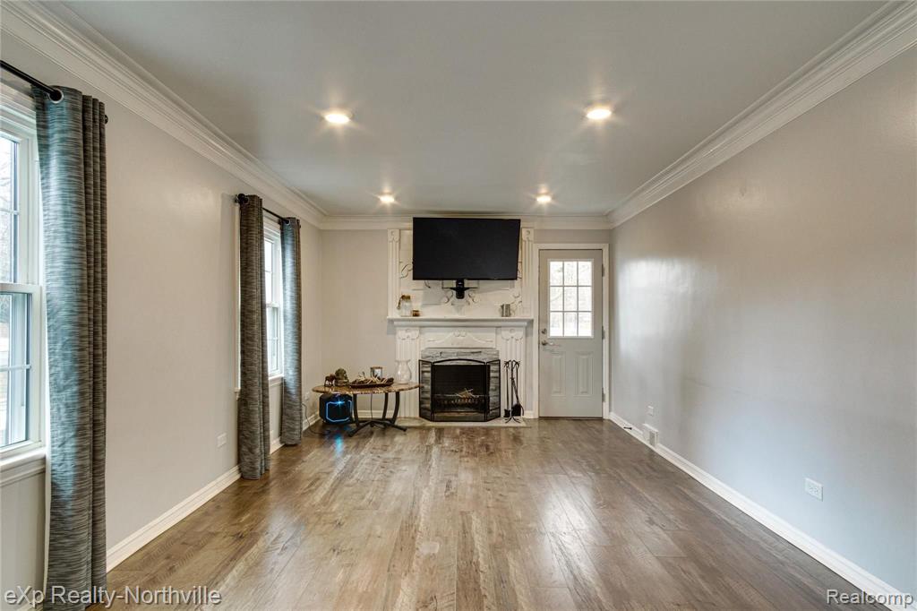 2536 McCain Road Jackson, MI 49203 - Photo 15 of 52