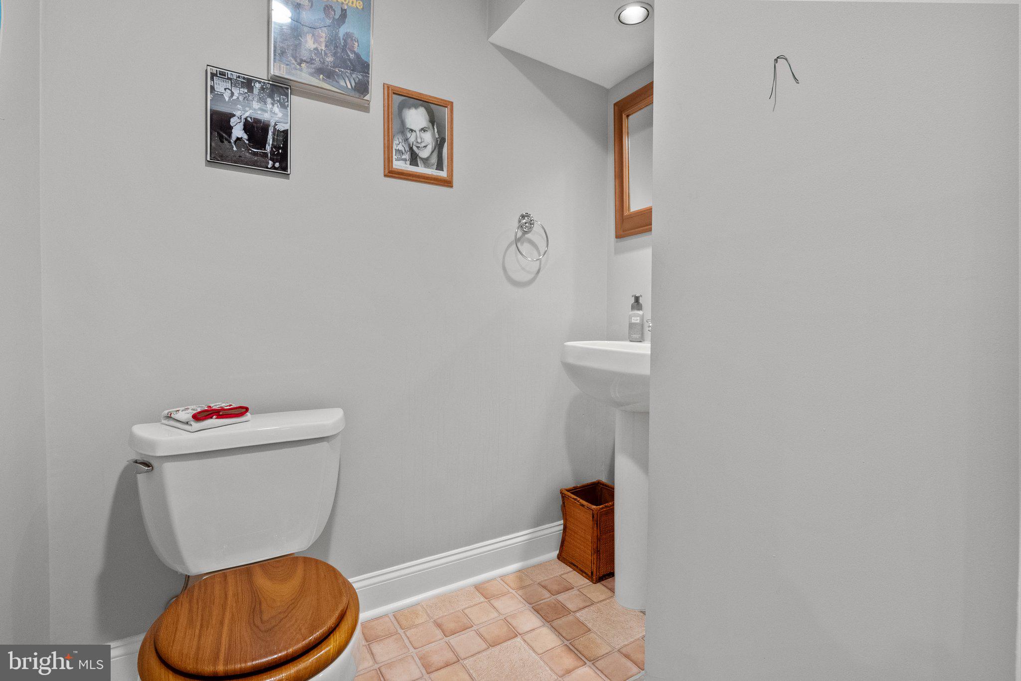 1559 Brookfield Road Newtown, PA 18940 - Photo 41 of 62 Gallery Image 41