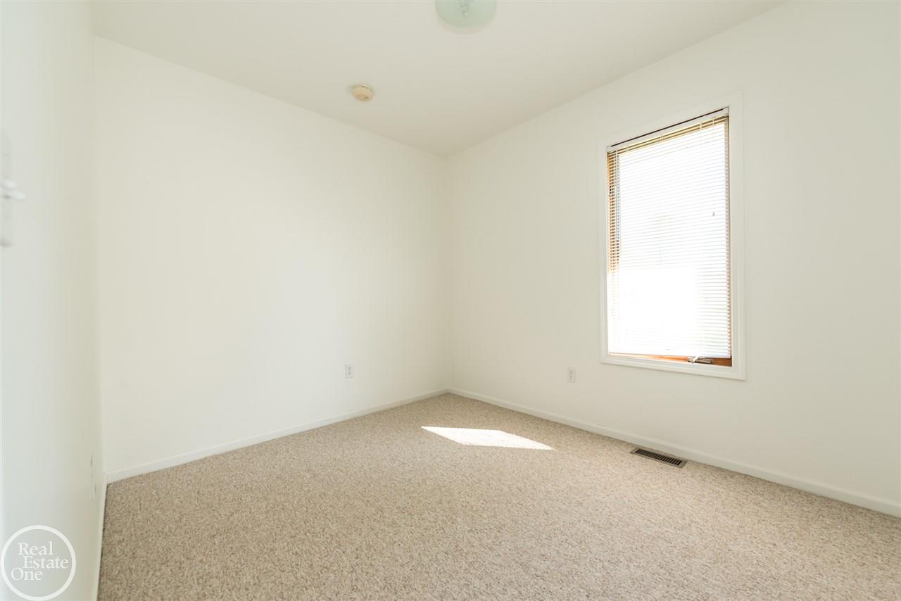 7224 Comstock Road Jeddo, MI 48032 - Photo 25 of 45