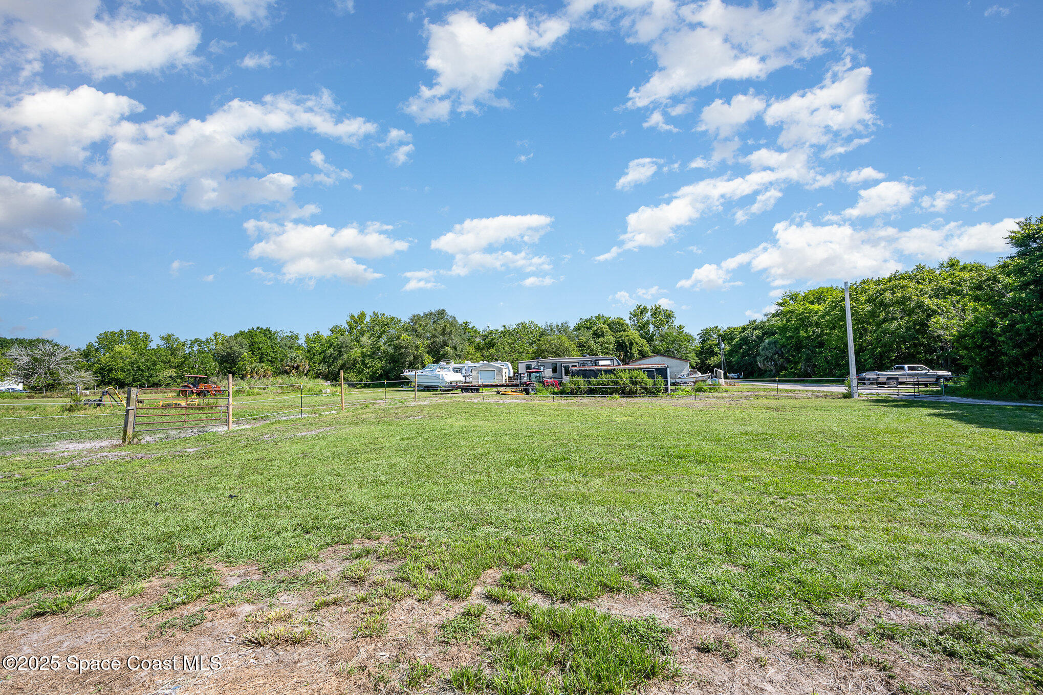 2675 Brockett Road Mims, FL 32754 - Photo 24 of 30 024_file_288