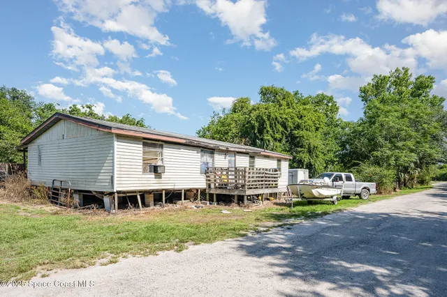 $550,000 | 2675 Brockett Road, Mims, FL 32754