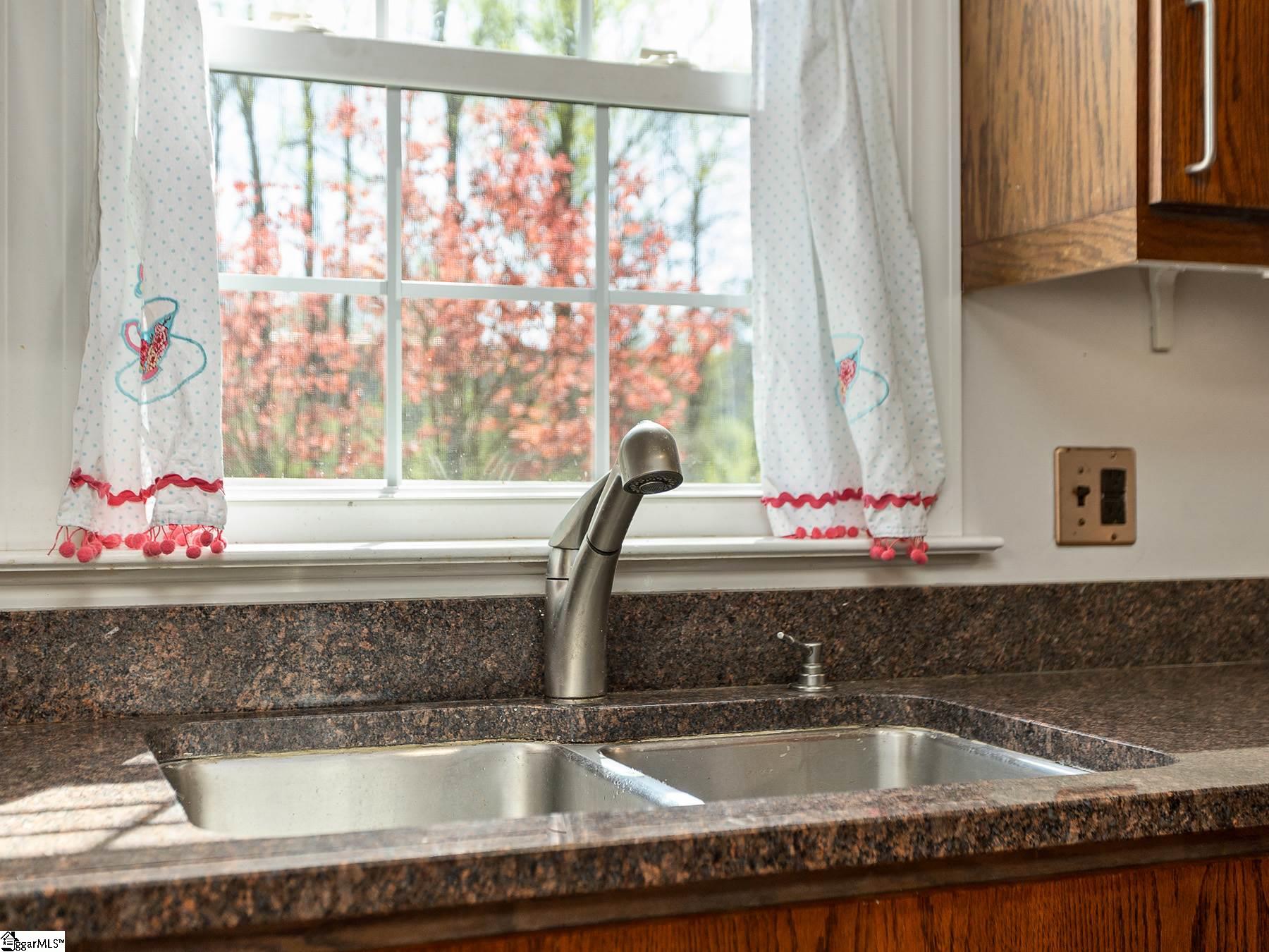 114 Turner Road Spartanburg, SC 29303 - Photo 23 of 34 Gallery Image 23
