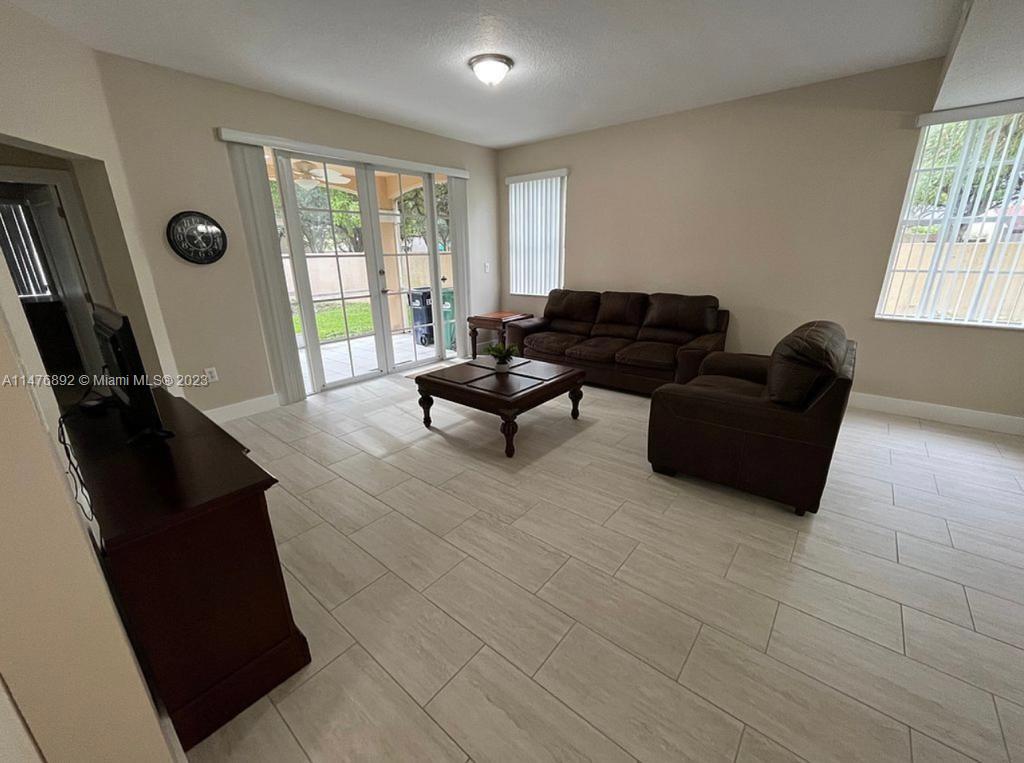 14827 Balgowan Road, Unit 1048 Miami Lakes, FL 33016 - Photo 9 of 14 Gallery Image 9