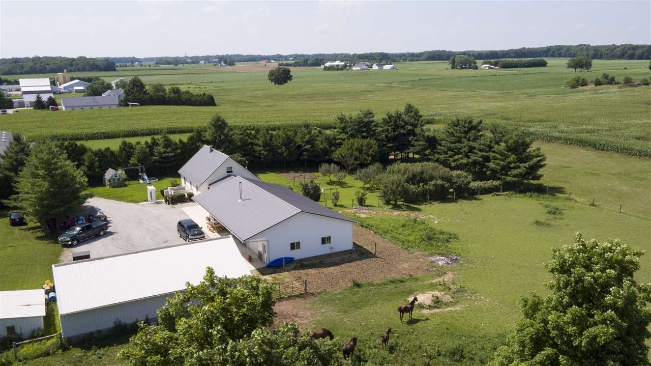1800 5th Road Bremen, IN 46506 - Photo 2 of 30