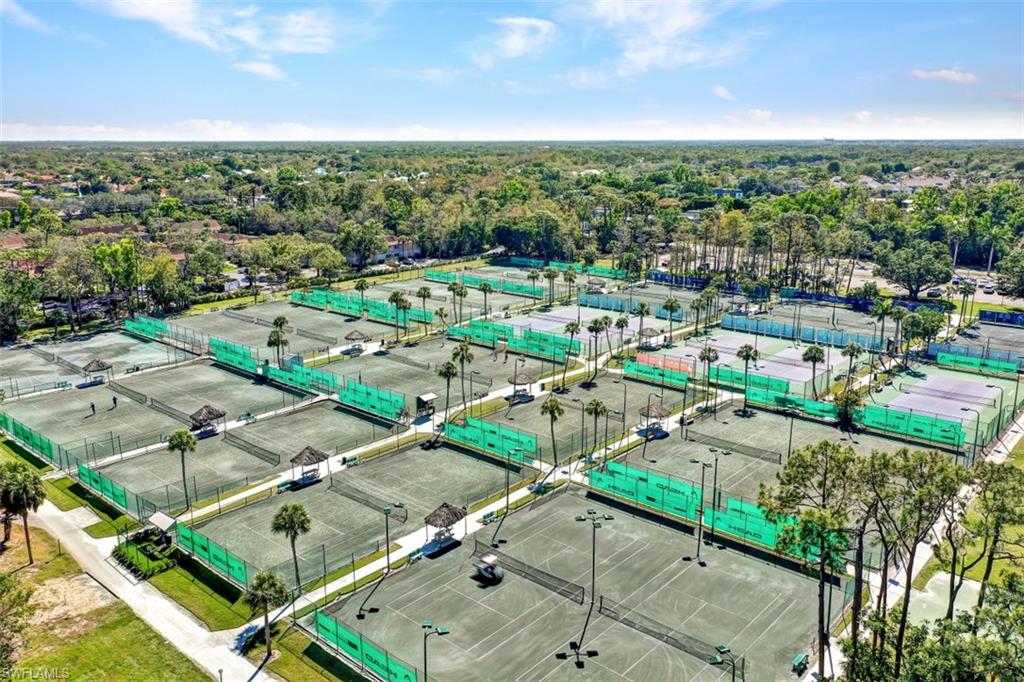 1617 Spoonbill Lane, Unit 1617 Naples, FL 34105 - Photo 28 of 31 a view of a city