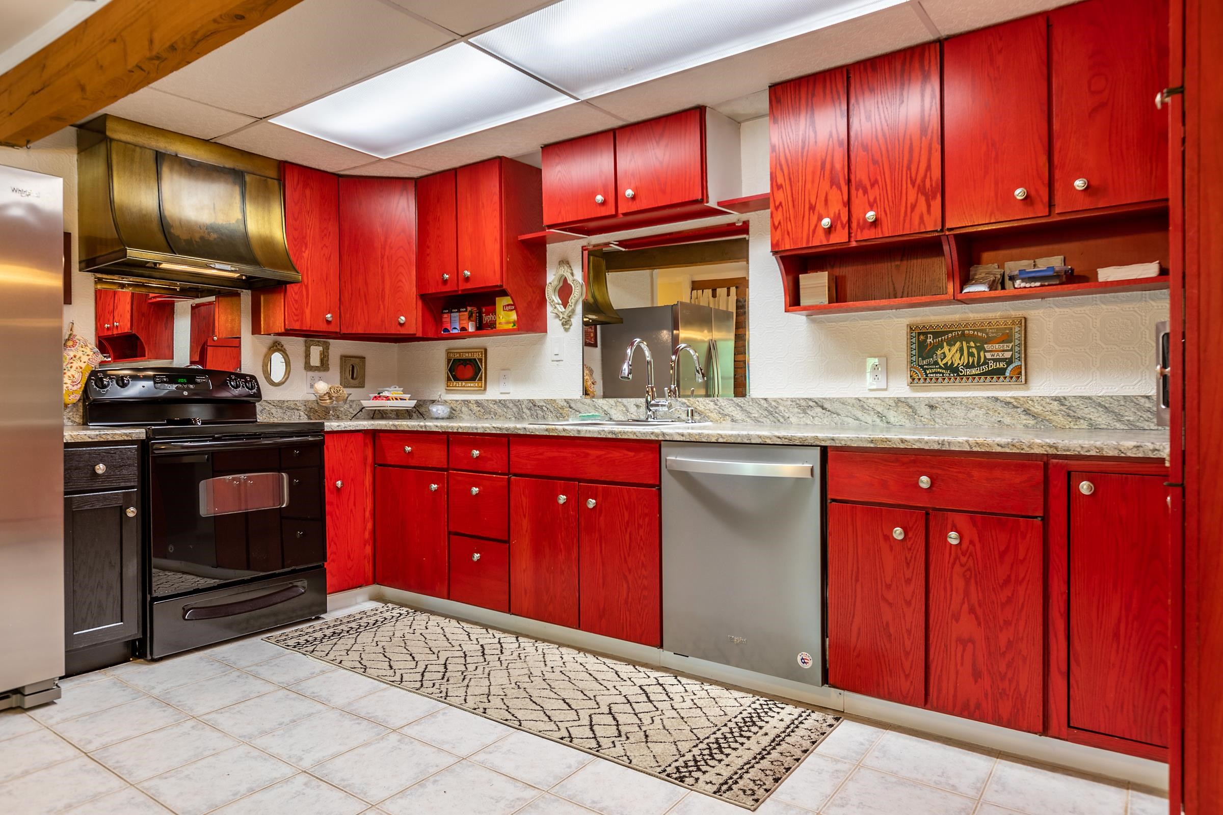 954 S Road Peru, VT 05152 - Photo 27 of 40