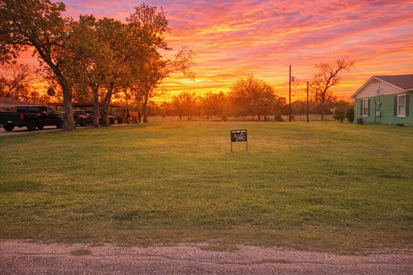 $50,000 | 419 Reed Avenue, Wharton, TX 77488