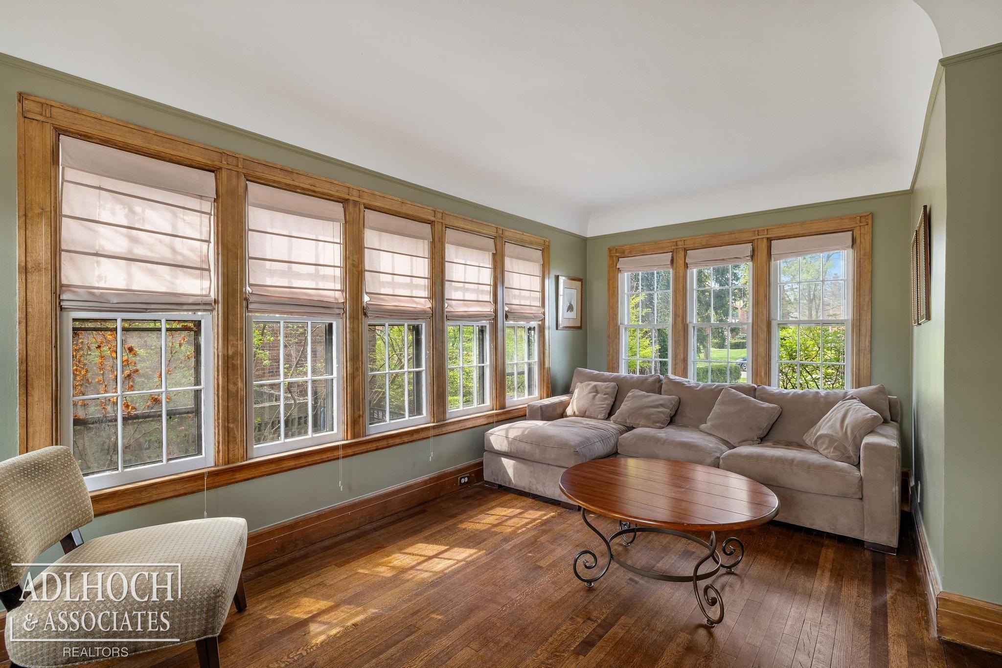 1312 Buckingham Road Grosse Pointe Park, MI 48230 - Photo 19 of 63