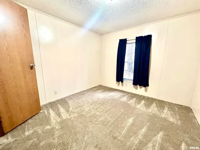 $179,500 | 2282 Logan Road, West Frankfort, IL 62896