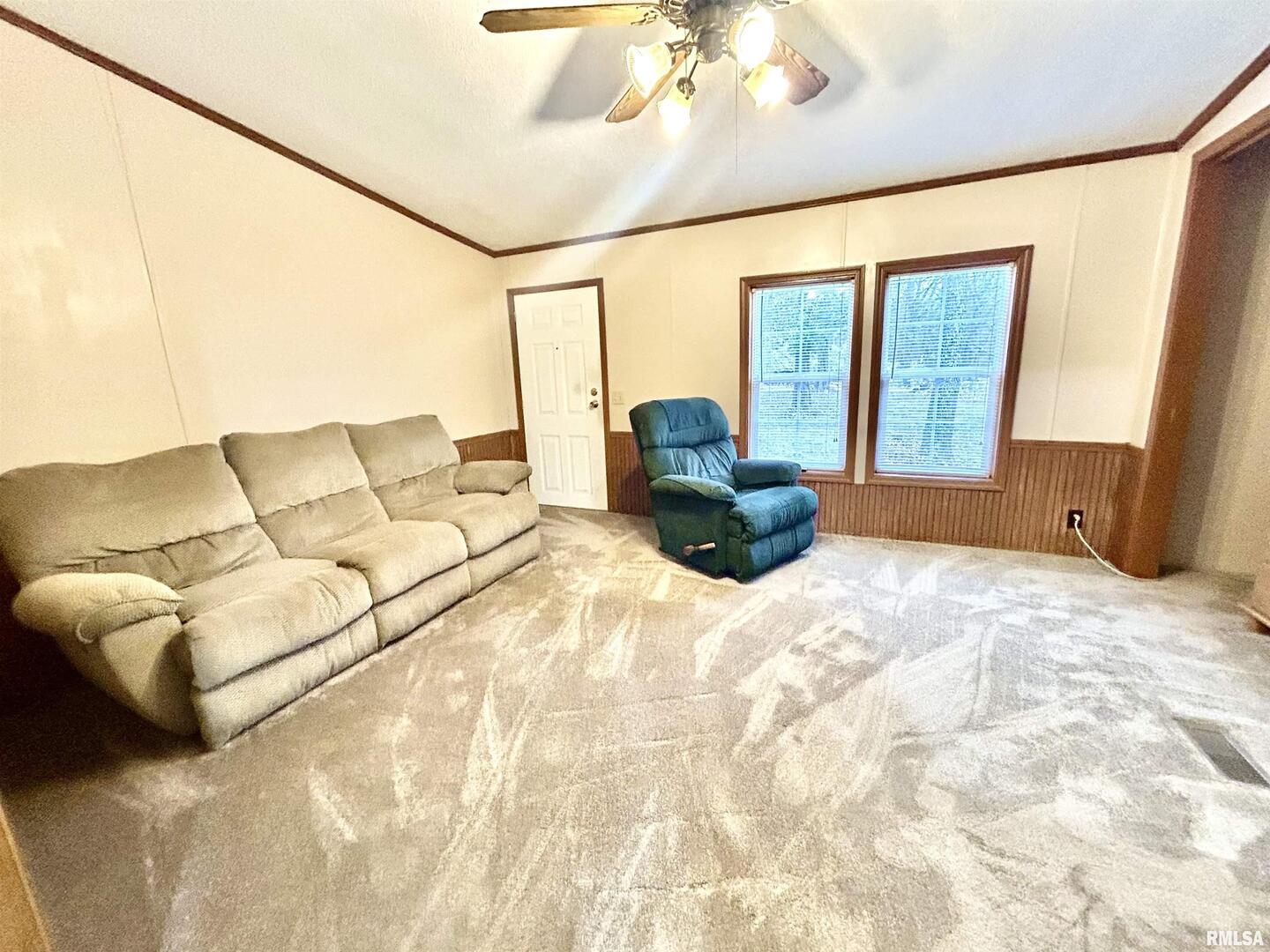 2282 Logan Road West Frankfort, IL 62896 - Photo 8 of 22