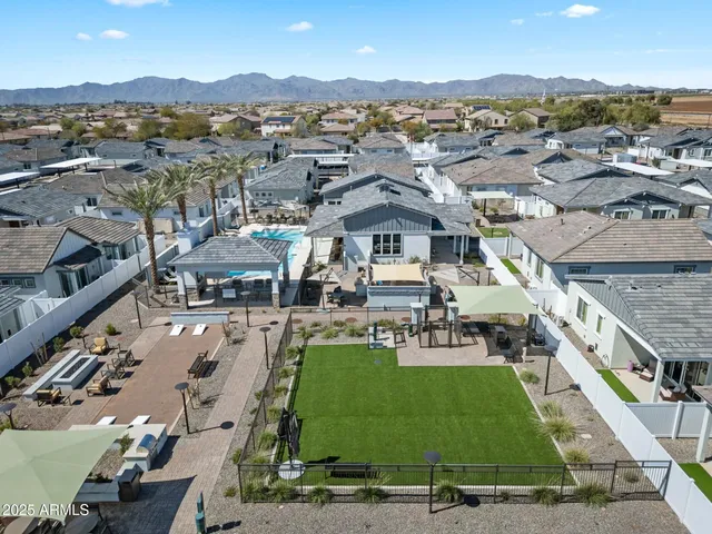 $1,673 | 15601 West Cactus Road, Unit S1009, El Mirage, AZ 85335