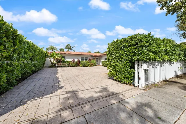 $3,000,000 | 12944 Banyan Road, North Miami, FL 33181