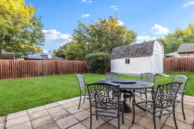 $444,000 | 821 Sandpiper Drive, Denton, TX 76205