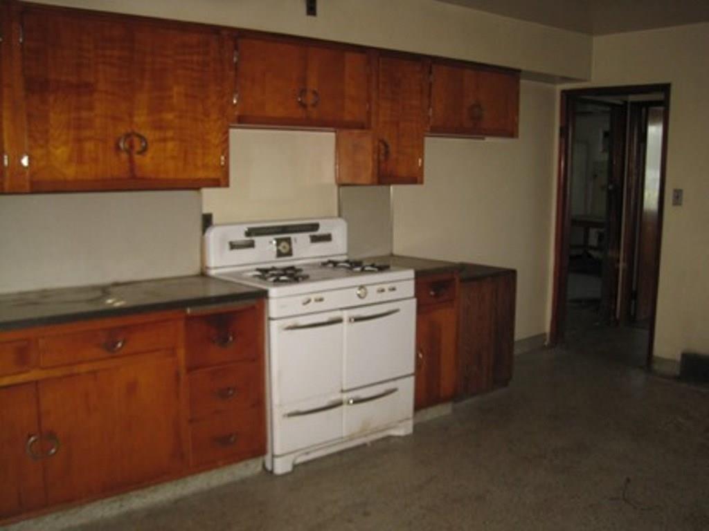 3256 Rainbow Run Road Monongahela, PA 15063 - Photo 3 of 8 Gallery Image 3