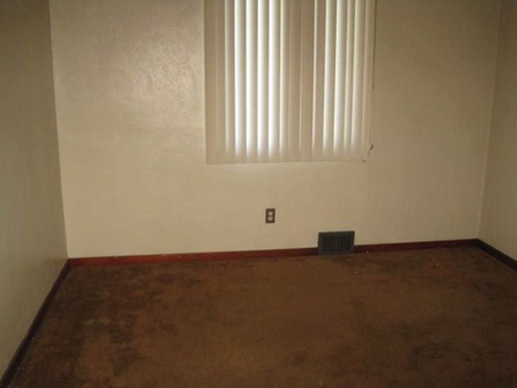 3256 Rainbow Run Road Monongahela, PA 15063 - Photo 4 of 8 Gallery Image 4