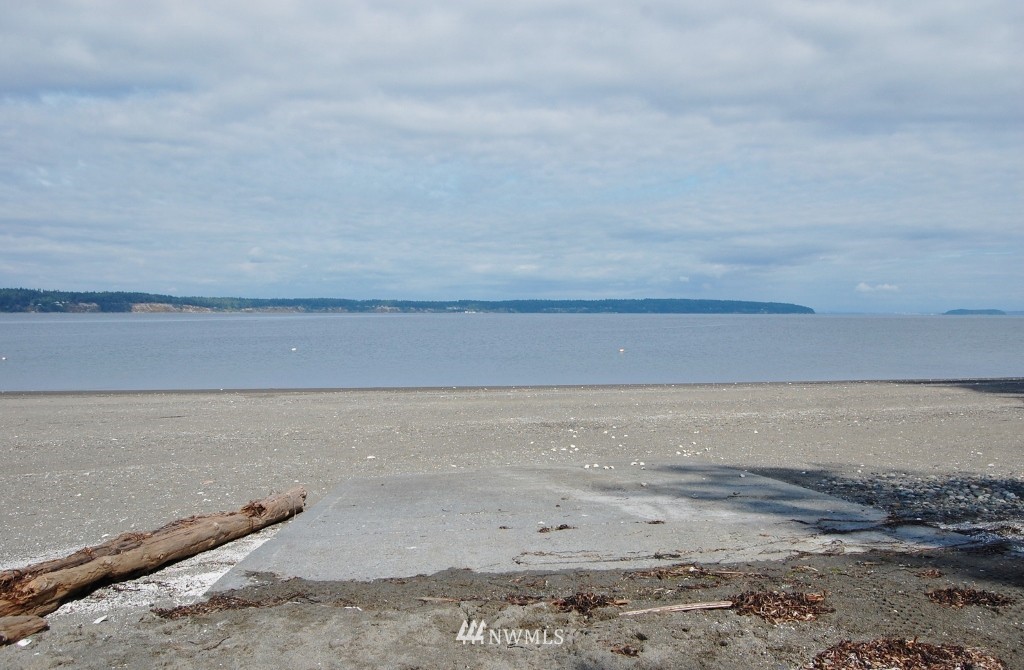 52 Whidbey Shore Road Langley, WA 98260 - Photo 11 of 14 Gallery Image 11