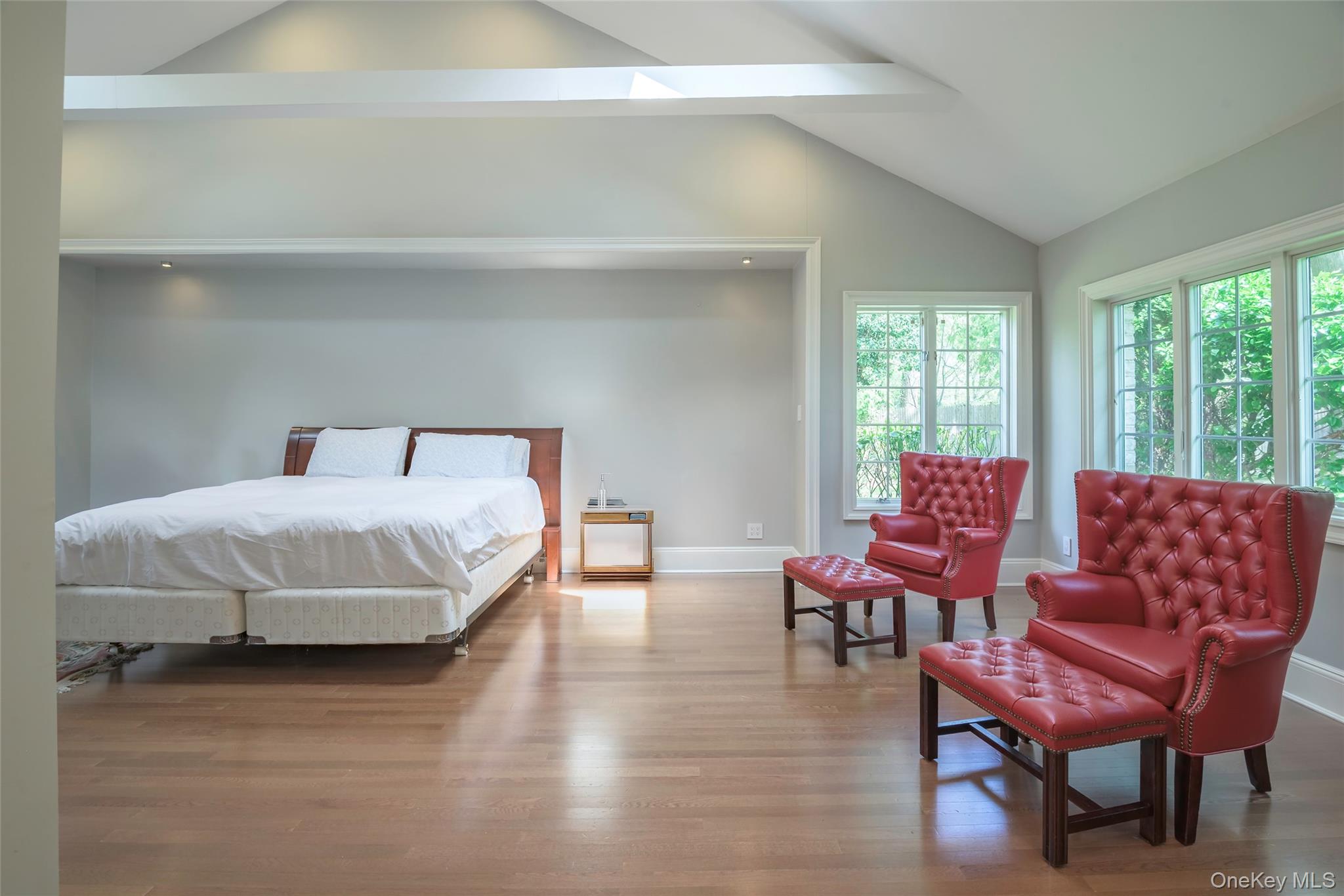 1095 Pine Valley Road Oyster Bay, NY 11771 - Photo 32 of 50