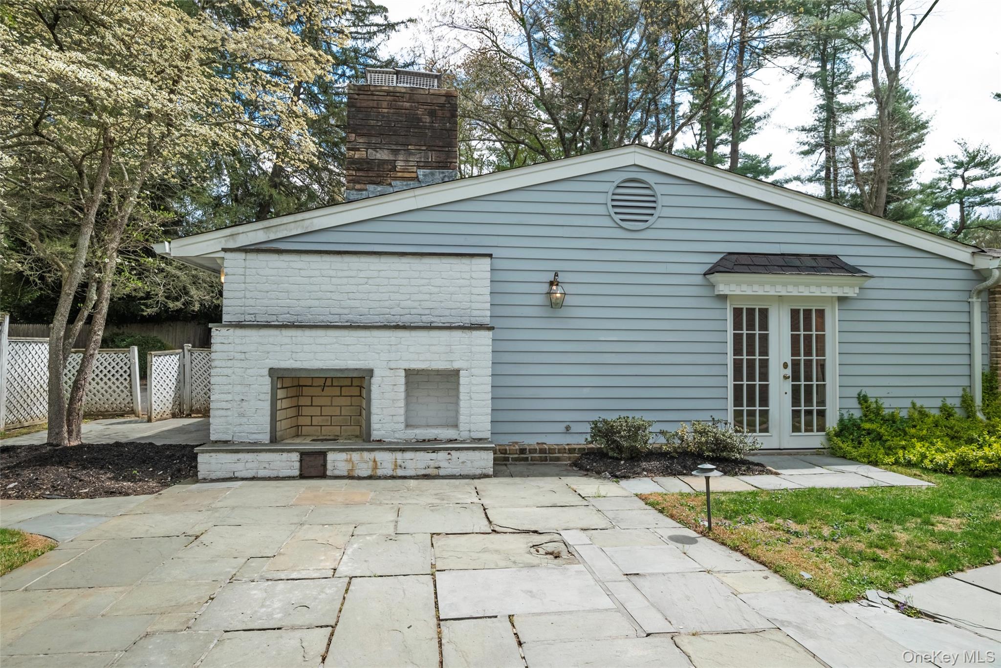 1095 Pine Valley Road Oyster Bay, NY 11771 - Photo 37 of 50