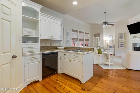 $294,000 | 112 Tonbridge Drive, Lafayette, LA 70508