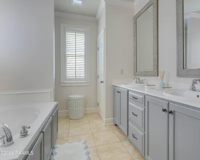 $294,000 | 112 Tonbridge Drive, Lafayette, LA 70508